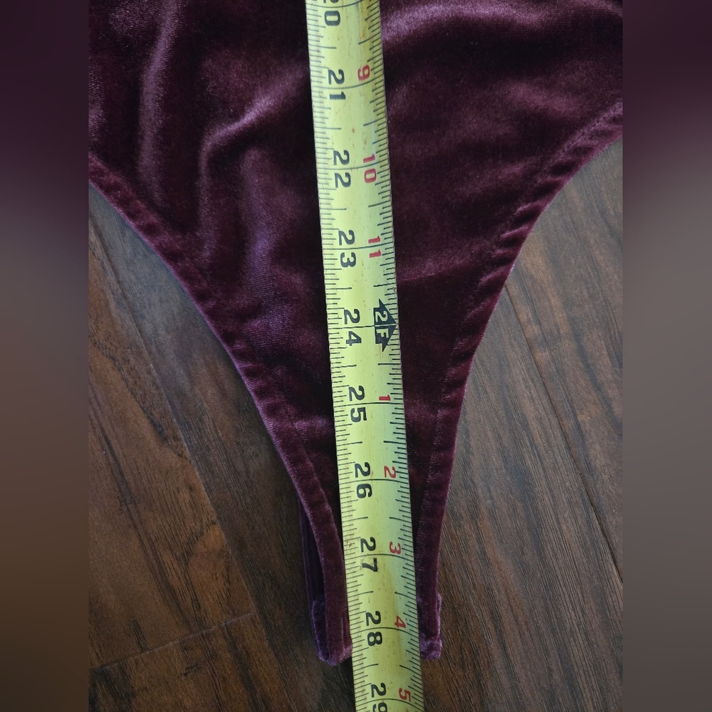 Banana Republic Burgundy Velvet Faux Wrap Medium Long Sleeve Bodysuit - Picture 5 of 8